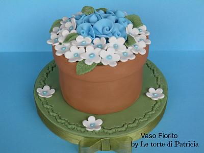 Flowering pot - Cake by Patricia Elena Diaz