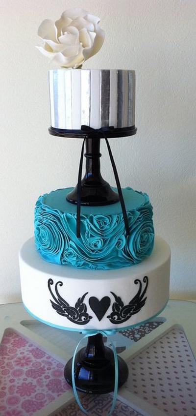 Silver, turquoise, & black themed wedding cake - Cake by Christie