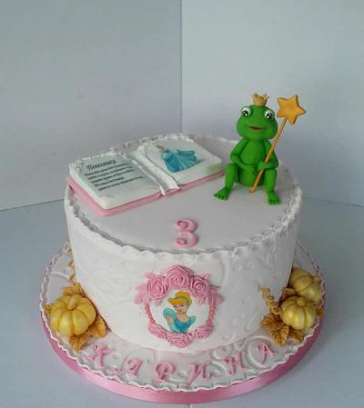  Princess and glovebox - Cake by Dari Karafizieva
