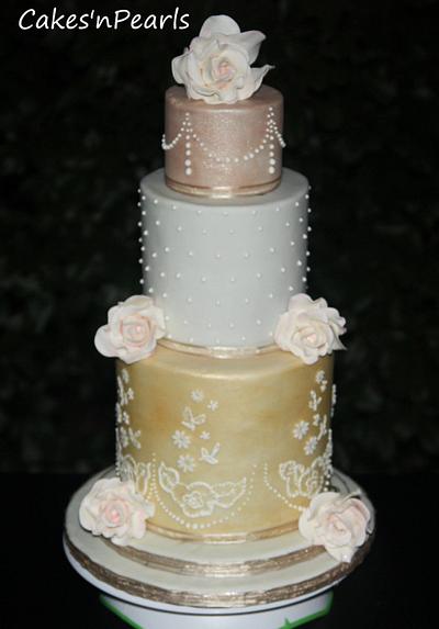 Shimmer and lacework - Cake by Monica Florea