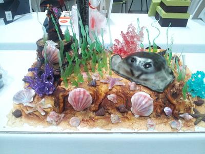 Aquarium cake with isomalt coral - Cake by Eric Johnson
