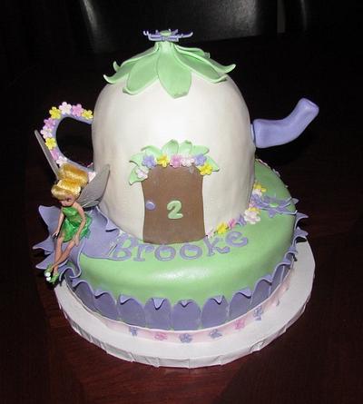 Tinkerbell Cake - Cake by Jaybugs_Sweet_Shop