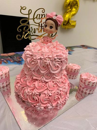Birthday cake  - Cake by Ashicakelounge