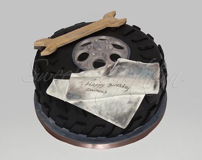 Tyre Cake - Cake by Urszula Landowska