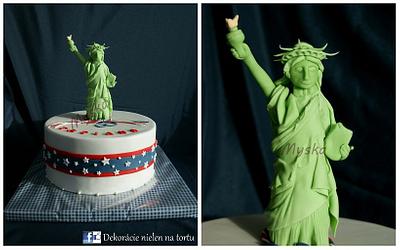 hand made statue of liberty - Cake by Myska