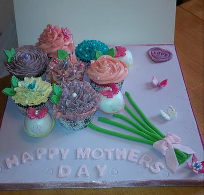 Mothers Day Bouquet - Cake by Little C's Celebration Cakes