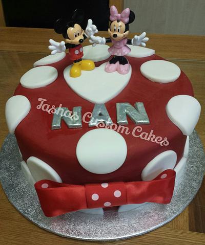 Mickey & Minnie cake - Cake by Tasha's Custom Cakes