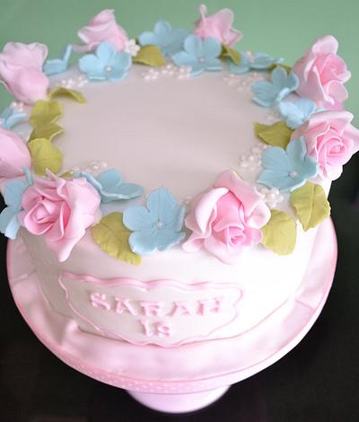 Memories of summer - Cake by Roo's Little Cake Parlour