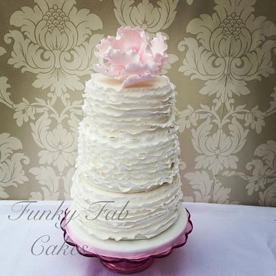 White frills and sugar peony - Cake by funkyfabcakes