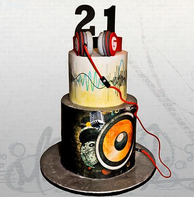 Just loves music 21st - Cake by Sandy Lawrenson - Sweet 'n  Sassy