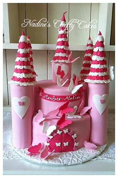Pink butterfly castle  - Cake by Nadine Tyrrell