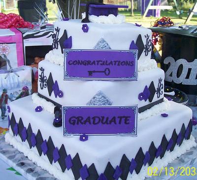 Diamond Graduation cake - Cake by Laura 