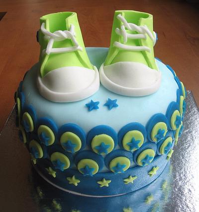 All-Star baby shoe cake - Cake by Karin