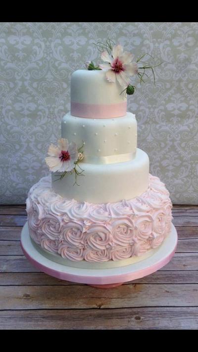 Pretty in pink  - Cake by The lemon tree bakery 