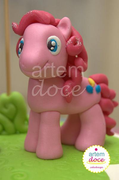 My Little Pony - Cake by Margarida Guerreiro