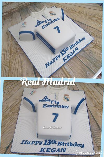 Real Madrid Football Shirt  - Cake by Sweet Lakes Cakes