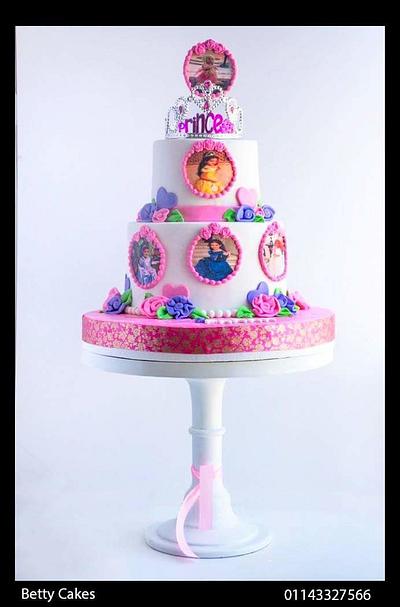 pink cake - Cake by BettyCakesEbthal 
