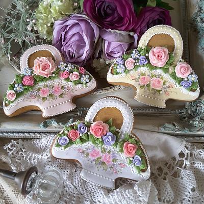 Hand painted flower baskets - Cake by Teri Pringle Wood