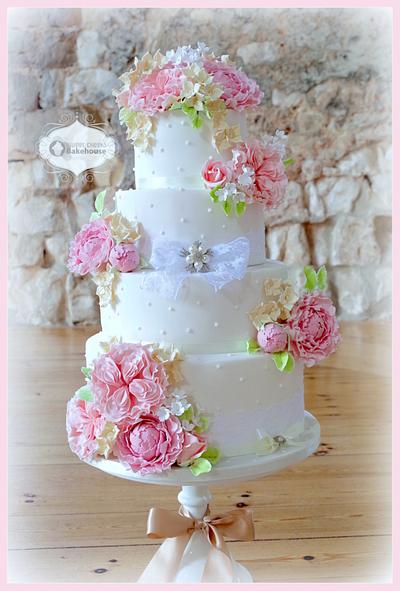 David Austin roses and peonies cake - Cake by Hayley