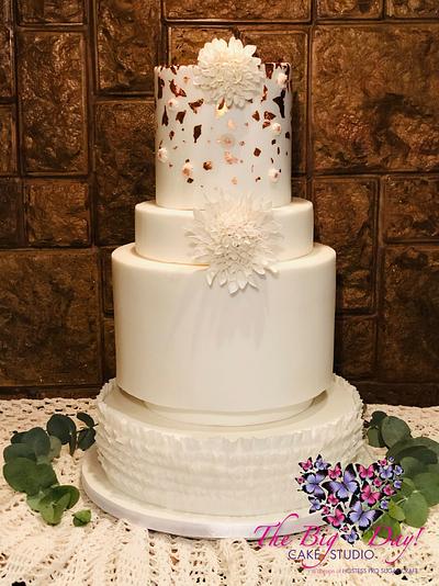 Wedding Cake - Cake by Vanessa Hostess Pro Cake Studio