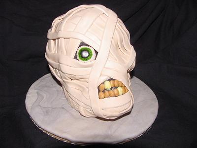 Mummy's Head - Cake by horsecountrycakes
