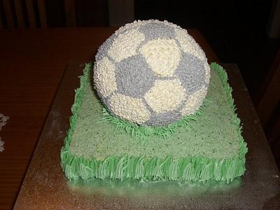 3D soccer ball  - Cake by AlphacakesbyLoan 