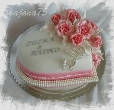 with roses - Cake by Marianna Jozefikova