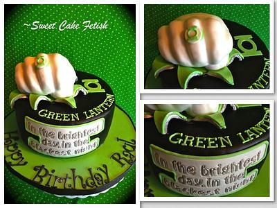 Green Lantern  - Cake by Heidi