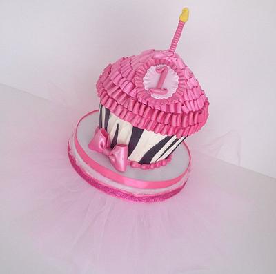 First Birthday Smash Cake - Cake by Bianca