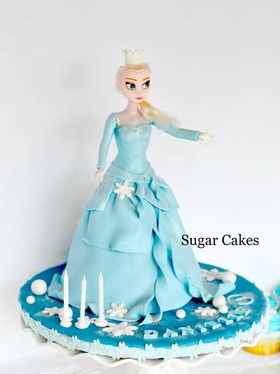 Elsa Frozen... - Cake by Sugar Cakes 