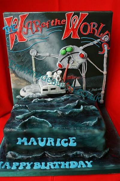 War of the Worlds - Cake by Emilyrose