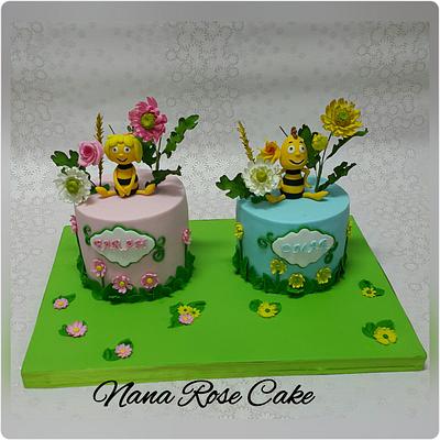 Maya the bee with her friend Willy  - Cake by Nana Rose Cake 