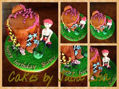 Gardener's themed fruit cake - Cake by Cakes by Julia Lisa