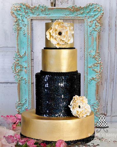 Gold & sequins - Cake by Sandy Lawrenson - Sweet 'n  Sassy