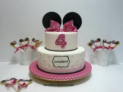 Pink Minnie mouse - Cake by leccalecca