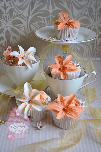 Bridal lilies - Cake by Amanda Earl Cake Design