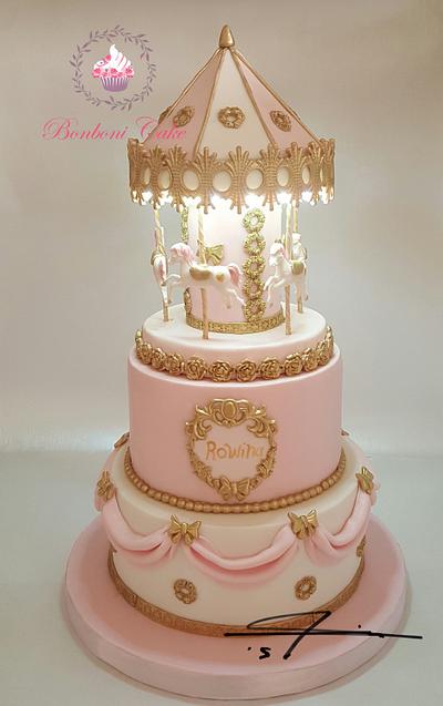 carousel with light cake - Cake by mona ghobara/Bonboni Cake