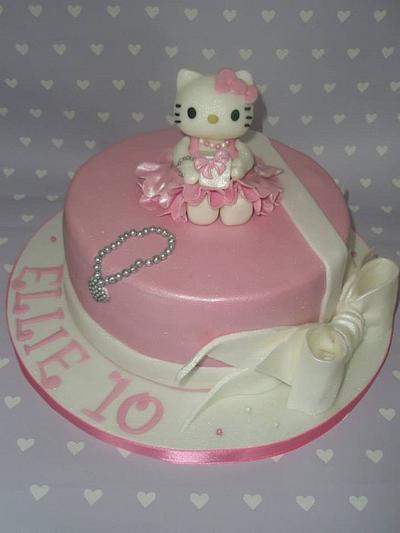 Hello Kitty - Cake by Mrsmac63