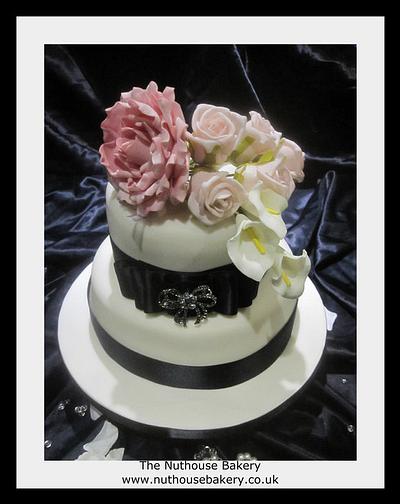 Various Wedding Cakes Album 2 - Cake by Laura Nolan