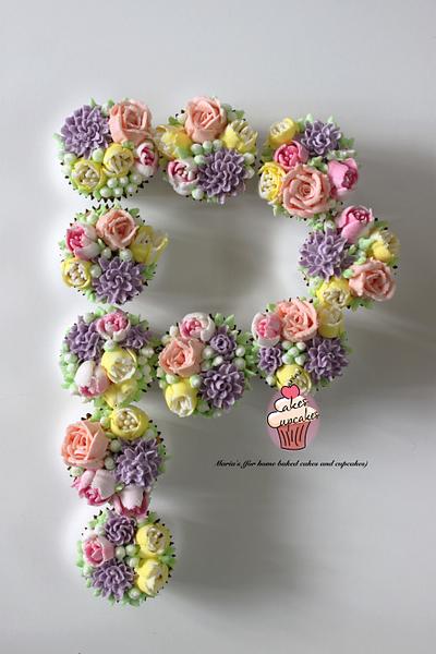 Floral cupcakes - Cake by Maria's