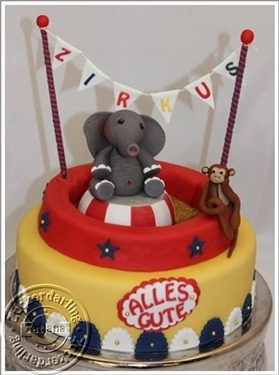 Circus - Cake by Tatjana