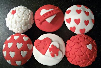 Valentines Cupcakes - Cake by sarahf