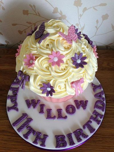 Purple & Pink Giant Cupcake - Cake by Sajocakes