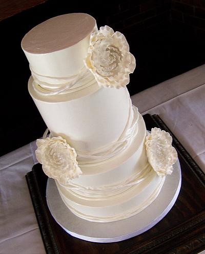 Modern Wedding - Cake by TrulyCustom