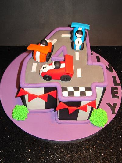racing  4 u  - Cake by d and k creative cakes