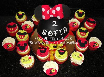 MINNIE MOUSE CAKE AND CUPCAKES - Cake by Itsy Bitsy Cakes