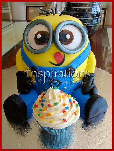 Minion and more minions - Cake by Inspiration by Carmen Urbano