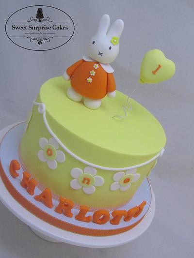Pretty Miffy - Cake by Rose, Sweet Surprise Cakes
