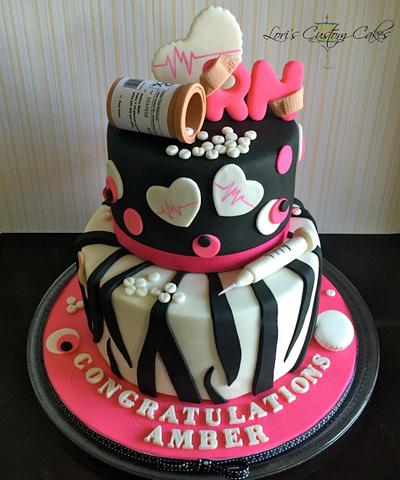 Graduation from nursing school - Cake by Lori Mahoney (Lori's Custom Cakes) 