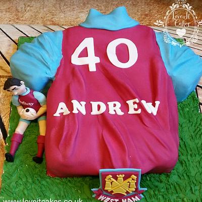 West Ham shirt - Cake by Love it cakes